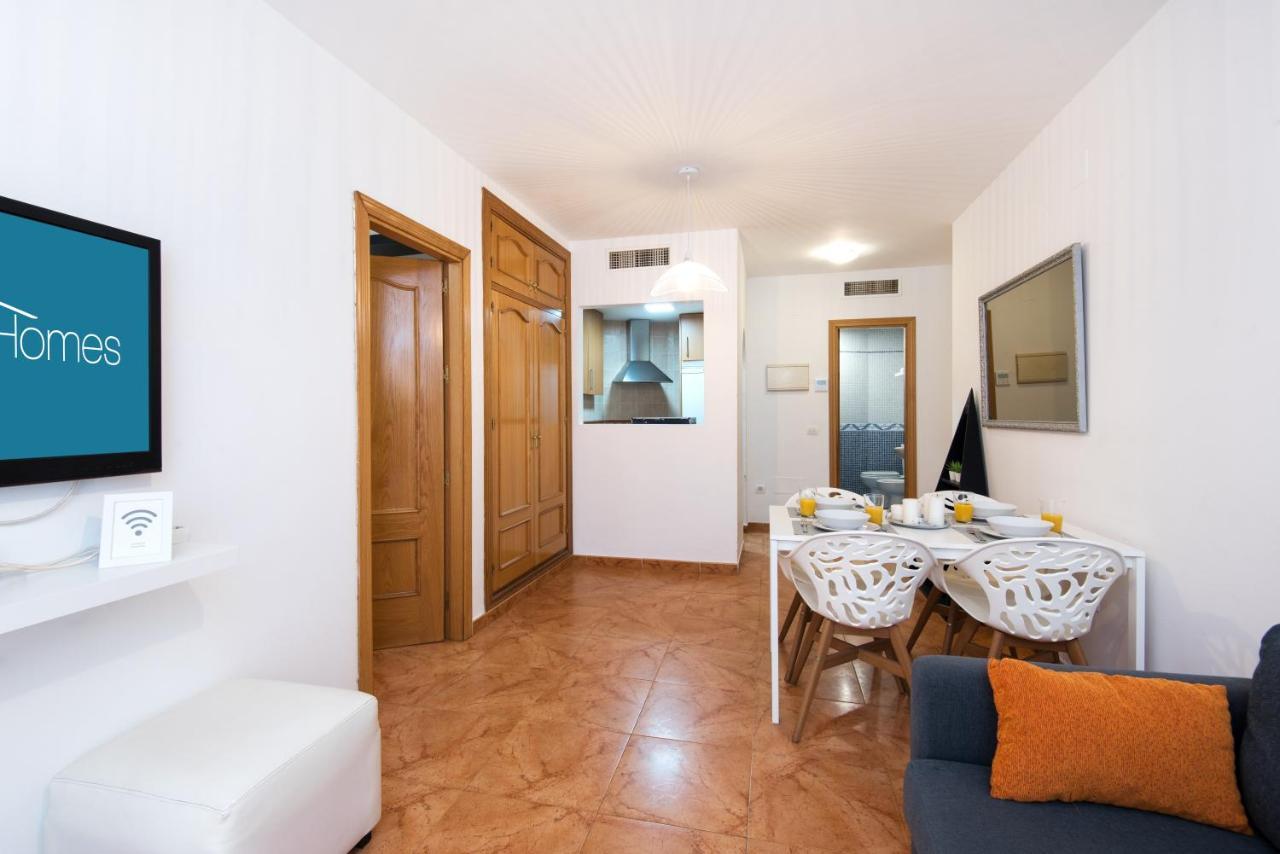 Rentandhomes Fuengirola Beach Apartment Экстерьер фото